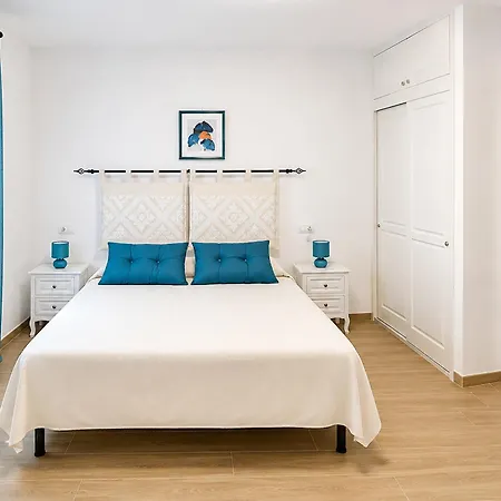 Elegant With Enchanting Sea Views Apartment *